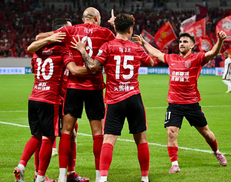 包含里程碑夜成都蓉城再遭质疑，NBA常规赛集结日刷纪录，目标明确，年轻球员得到机会的词条-kaiyun体育