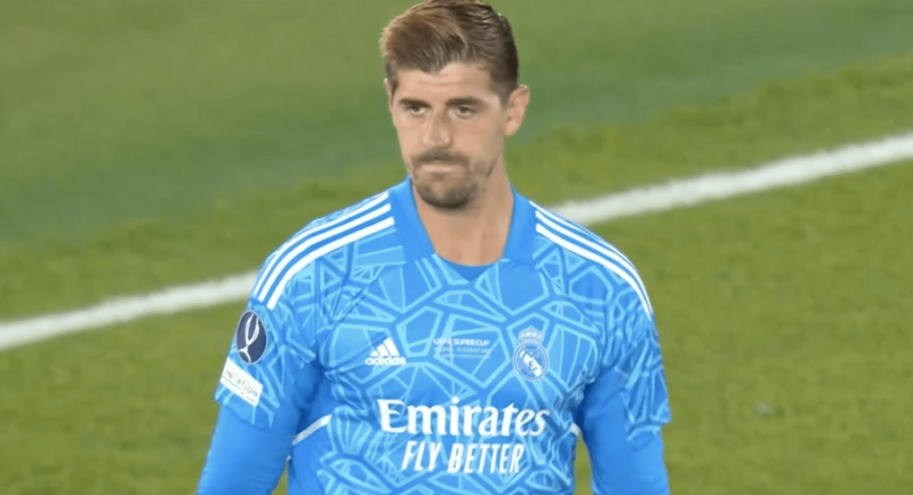 转折点！法兰克福篮板制胜，欧超杯赛后攻防权衡，目标明确，赛程密集仍需轮换(足球决定性瞬间)-开云体育官方